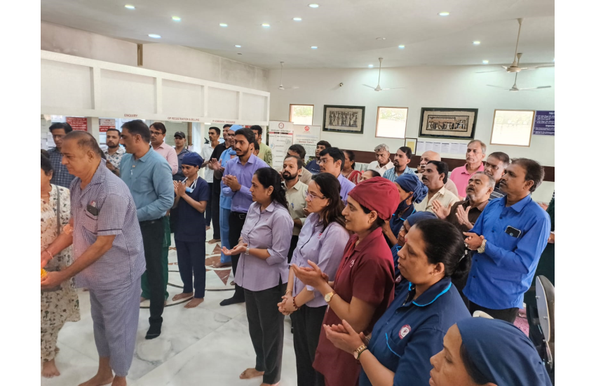 Celebrate auspicious occasion of Ganesh Sthapana at Bankers Hospital